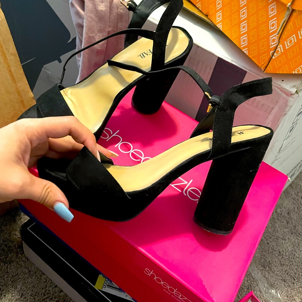 Just fab chunky heels size 6